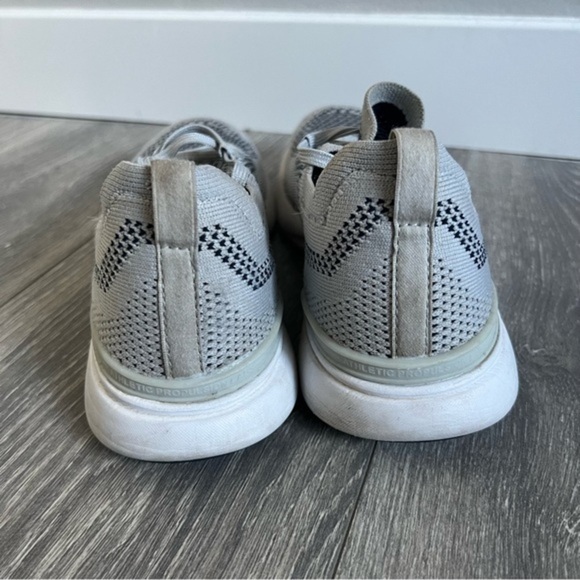 APL Women's TechLoom Breeze - Picture 4 of 8